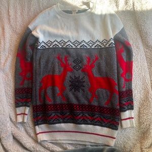 reindeer holiday/Christmas sweater M